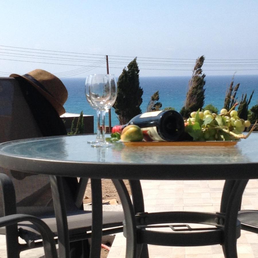 Pomos Idol Exceptional Beach Villa Exterior photo