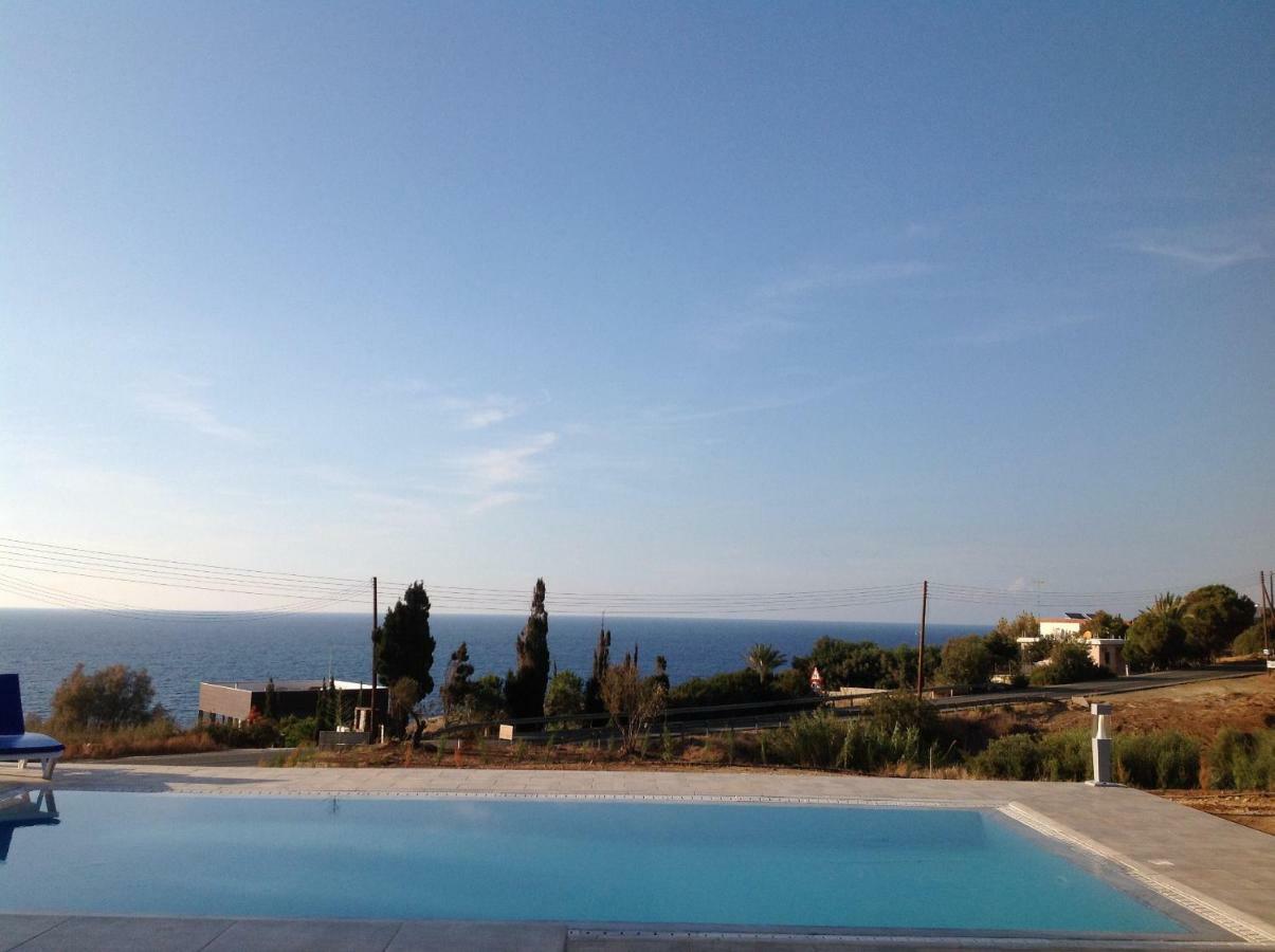Pomos Idol Exceptional Beach Villa Exterior photo