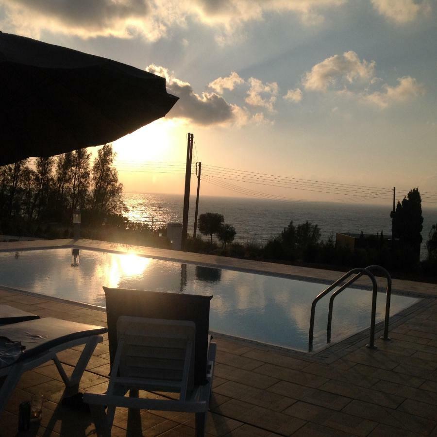 Pomos Idol Exceptional Beach Villa Exterior photo