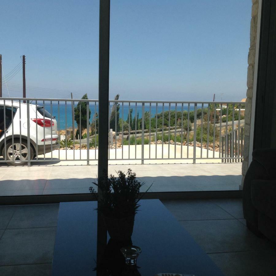 Pomos Idol Exceptional Beach Villa Exterior photo
